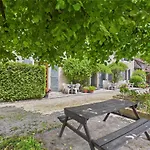 Casa vacanze Mitoyen Pour 4 Avec Piscine Commune *