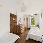 Casa vacanze Mitoyen Pour 4 Avec Piscine Commune