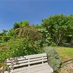 Casa vacanze Mitoyen Pour 4 Avec Piscine Commune